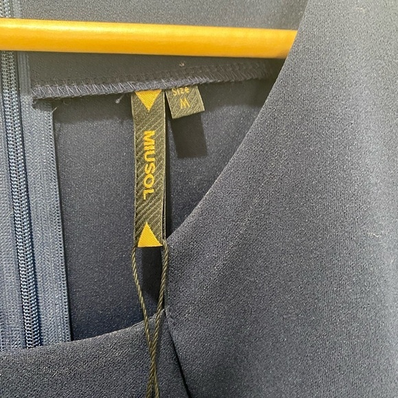 NEW WITH TAGS Navy Blue Dress with Lace Sleeves, Dainty Lace size Medium - Picture 11 of 11